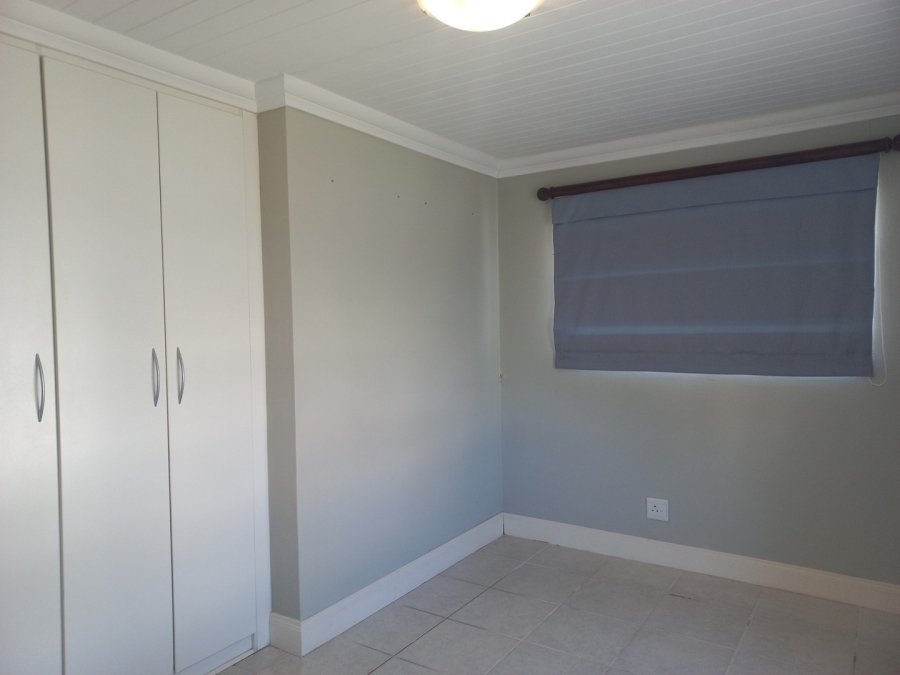 To Let 3 Bedroom Property for Rent in Gonubie Eastern Cape